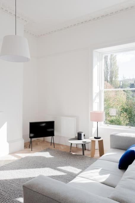 Ferienwohnung Spacious Georgian Pad - Free Parking - Walk To Bath Exterior foto