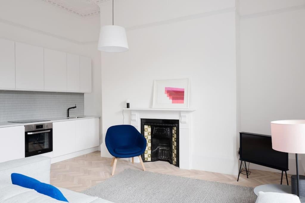 Ferienwohnung Spacious Georgian Pad - Free Parking - Walk To Bath Exterior foto